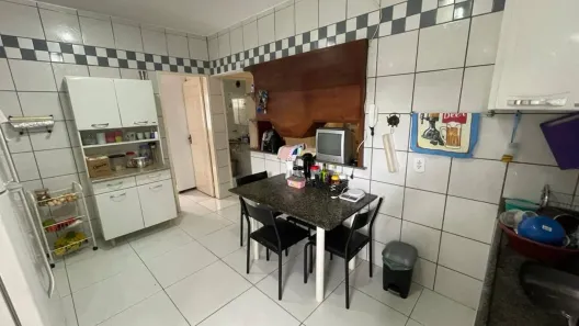 Casa com 3 Quartos à venda, 180m² no Parque Piauí, Teresina
