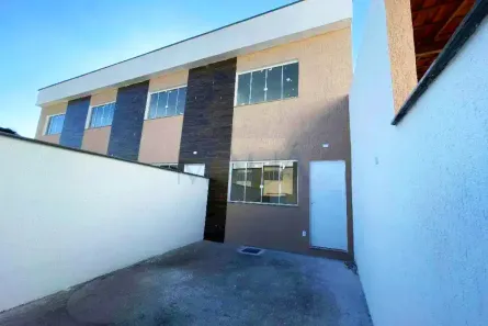 Sobrado com 2 Quartos à venda, 60m² no Jardim Primavera, Duque de Caxias