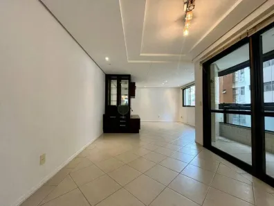 Apartamento com 3 Quartos à venda, 110m² no Centro, Florianópolis