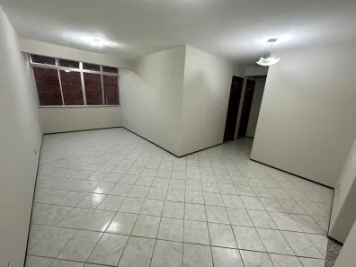 Apartamento com 3 Quartos à venda, 121m² no Vila União, Fortaleza