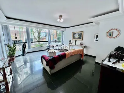 Casa com 3 Quartos à venda, 262m² no Gonzaga, Santos