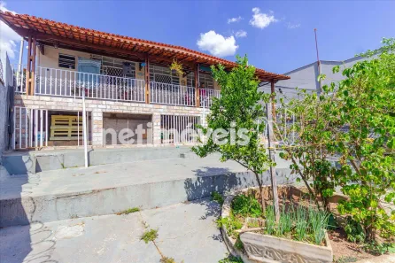 Casa com 3 Quartos à venda, 165m² no Cachoeirinha, Belo Horizonte