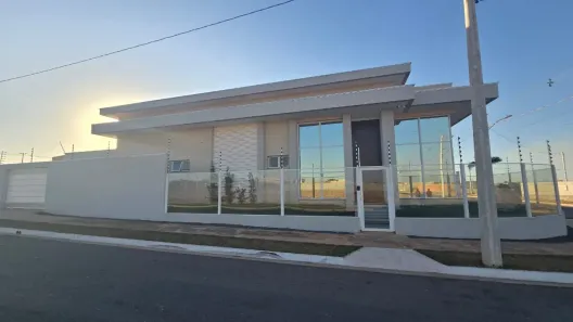 Casa com 7 Quartos à venda, 237m² no Novo Mundo, Várzea Grande