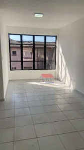 Sala Comercial à venda, 31m² no Centro, Cubatão
