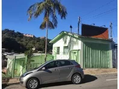 Casa com 6 Quartos à venda, 190m² no Planalto, Caxias do Sul