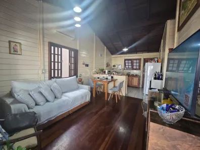 Casa com 3 Quartos à venda, 79m² no Centro, Florianópolis