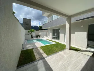 Casa de Condomínio com 4 Quartos à venda, 220m² no Vargem Pequena, Rio de Janeiro