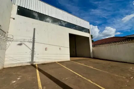 Galpão/Depósito/Armazém com 3 Quartos à venda, 6000m² no Jardim Maracanã, São José do Rio Preto