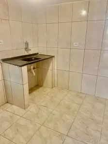 Casa com 1 Quarto para alugar, 10m² no Jardim Maracanã, São Paulo