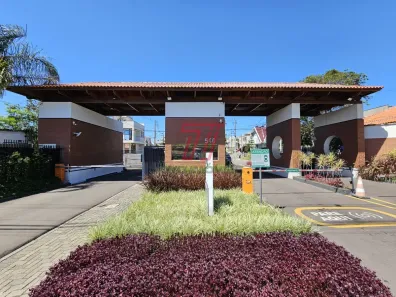 Lote/Terreno à venda, 128m² no Pinheirinho, Curitiba