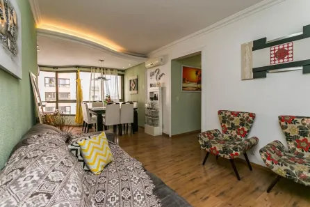 Apartamento com 3 Quartos à venda, 90m² no Vila Ipiranga, Porto Alegre