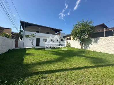 Sobrado com 5 Quartos à venda, 180m² no Massaguaçu, Caraguatatuba