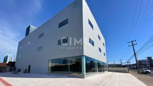 Galpão/Depósito/Armazém para alugar, 1800m² no Cordeiros, Itajaí
