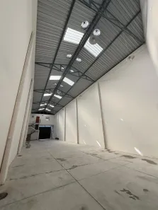 Galpão/Depósito/Armazém com 2 Quartos para alugar, 500m² no Olaria, Rio de Janeiro