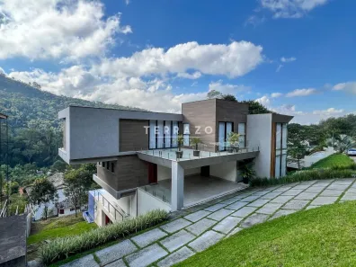 Casa de Condomínio com 4 Quartos à venda, 562m² no Parque do Imbui, Teresópolis