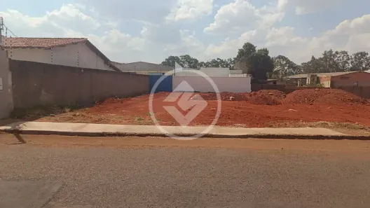 Lote/Terreno à venda, 360m² no Santa Mônica, Uberlândia