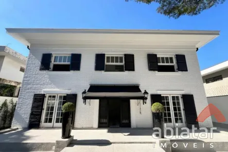 Casa com 5 Quartos à venda, 650m² no Jardim Everest, São Paulo