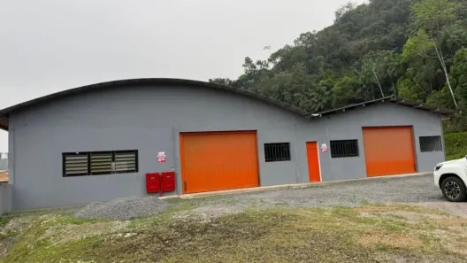 Galpão/Depósito/Armazém para alugar, 800m² no Ribeirão Cavalo, Jaraguá do Sul