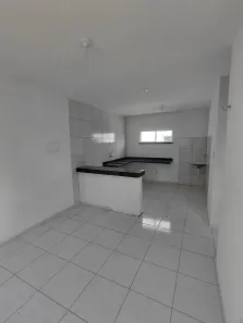 Apartamento com 2 Quartos para alugar, 50m² no Gereraú, Itaitinga