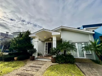 Casa de Condomínio com 3 Quartos à venda, 151m² no , Xangri-Lá