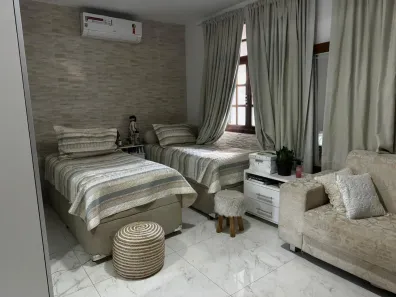 Casa com 4 Quartos à venda, 240m² no Jardim Camburi, Vitória
