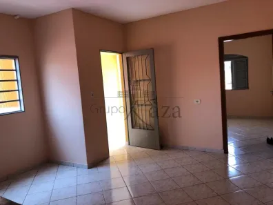 Casa com 2 Quartos à venda, 100m² no Jardim Portugal, São José dos Campos