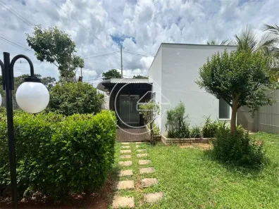 Casa com 1 Quarto para alugar, 10m² no Centro, Marília