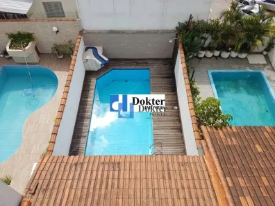 Sobrado com 4 Quartos à venda, 300m² no Vila São Vicente, São Paulo