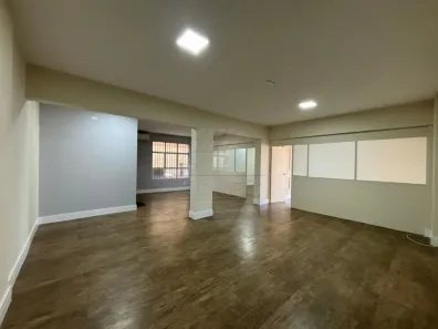 Sala Comercial para alugar, 135m² no Chácara Girassol, Americana