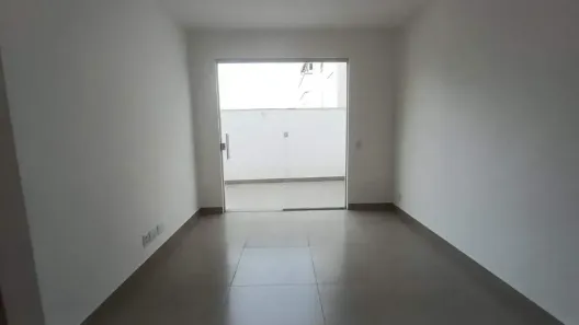 Apartamento com 2 Quartos para alugar, 75m² no Cabral, Contagem