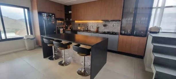 Casa de Condomínio com 4 Quartos à venda, 302m² no Casa de Pedra, Volta Redonda