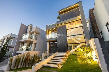 Casa de Condomínio com 3 Quartos à venda, 334m² no Santa Quitéria, Curitiba