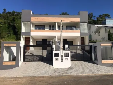 Casa com 4 Quartos à venda, 235m² no Barra do Rio Cerro, Jaraguá do Sul