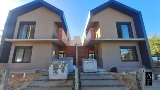 Sobrado com 3 Quartos à venda, 148m² no Ambrósio, Garopaba