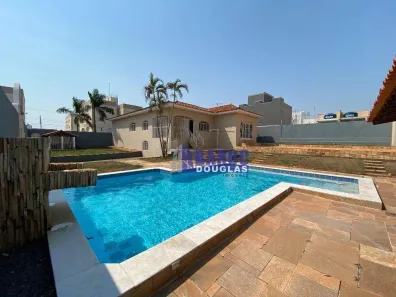 Imóvel Comercial com 4 Quartos para alugar, 297m² no Jardim Mariana, Cuiabá