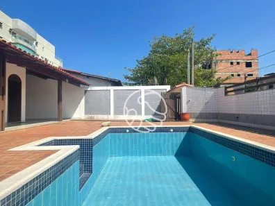 Casa com 3 Quartos para alugar, 450m² no Enseada Azul, Guarapari