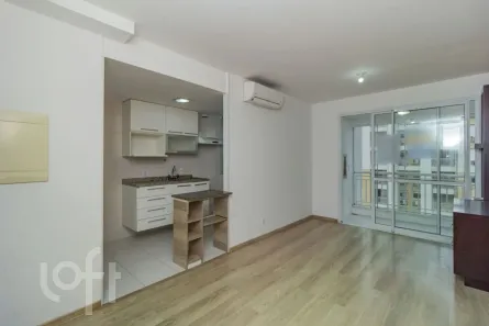 Apartamento com 2 Quartos à venda, 62m² no Vila Ipiranga, Porto Alegre