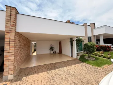 Casa de Condomínio com 3 Quartos à venda, 108m² no Chácaras Mussahiro, Londrina
