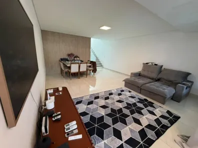 Casa com 3 Quartos à venda, 154m² no Nossa Senhora de Fátima, Contagem