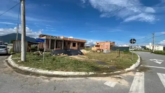 Lote/Terreno à venda, 354m² no Nova Palhoça, Palhoça
