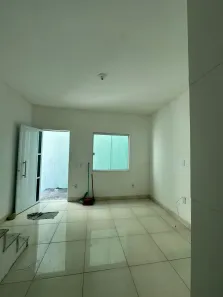 Casa com 2 Quartos para alugar, 45m² no Centro, Duque de Caxias