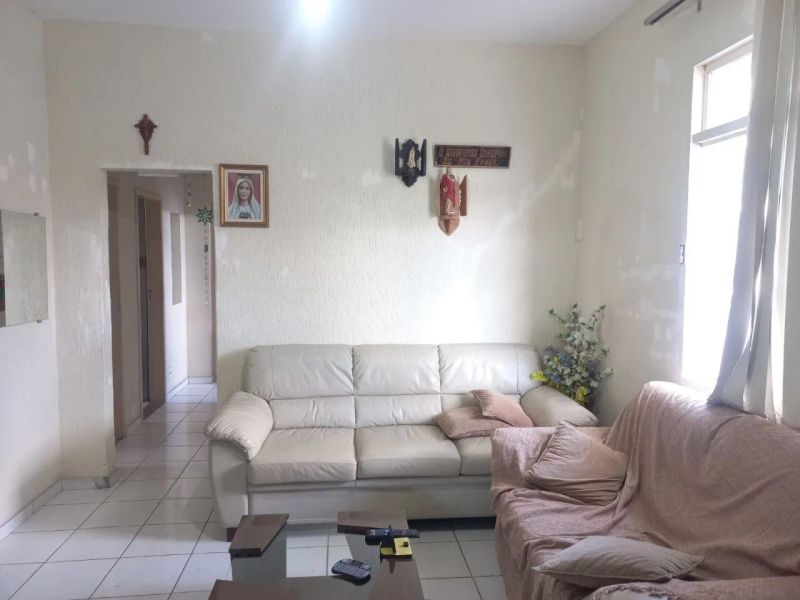 Casa com 3 quartos — Planalto, Belo Horizonte
