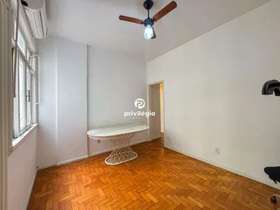 Apartamento com 2 Quartos à venda, 60m² no Copacabana, Rio de Janeiro