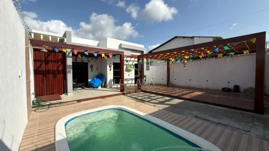 Casa com 3 Quartos à venda, 165m² no Cruzeiro, Gravatá
