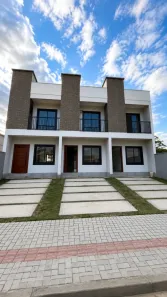 Sobrado com 2 Quartos à venda, 68m² no Humaitá de Cima, Tubarão