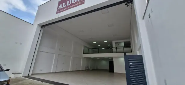 Galpão/Depósito/Armazém para alugar, 300m² no Santo Antônio, São Caetano do Sul