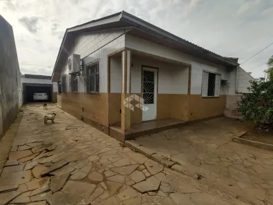 Casa com 3 Quartos à venda, 80m² no Niterói, Canoas