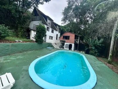Casa com 5 Quartos à venda, 200m² no Guarda do Embaú, Palhoça