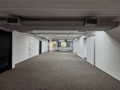 Sala Comercial para venda ou aluguel, 170m² no Cidade Monções, São Paulo