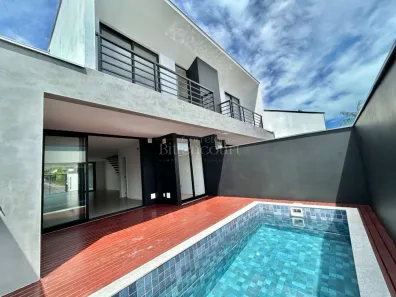Sobrado com 3 Quartos à venda, 206m² no Saguaçu, Joinville
